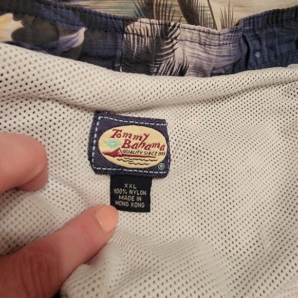 Tommy Bahama drawstring swim trunks, size XXL - Picture 3 of 5